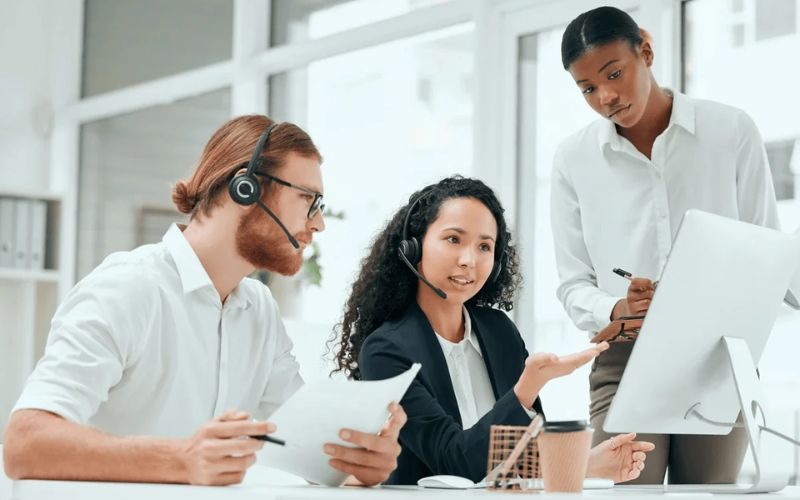 Giải pháp liên hệ chăm sóc khách hàng nhanh chóng